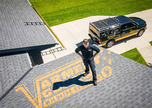 Varmentguardtechnicianonroof